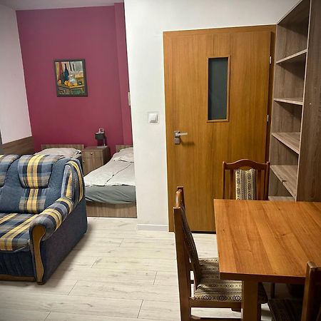 Hostel Sportowa Płońsk Buitenkant foto