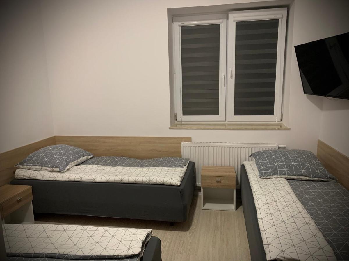 Hostel Sportowa Płońsk Buitenkant foto
