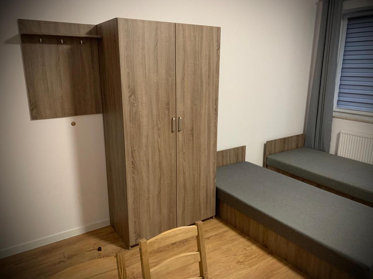 Hostel Sportowa Płońsk Buitenkant foto