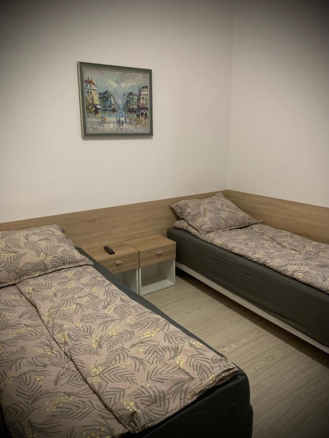 Hostel Sportowa Płońsk Buitenkant foto