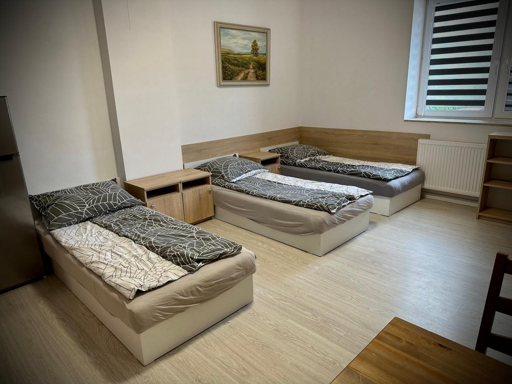 Hostel Sportowa Płońsk Buitenkant foto